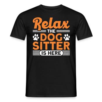 Entspannen Sie sich der Hundesitter ist hier - Männer T-Shirt - Schwarz - Vorne - AI Model Male 178 light (178cm)