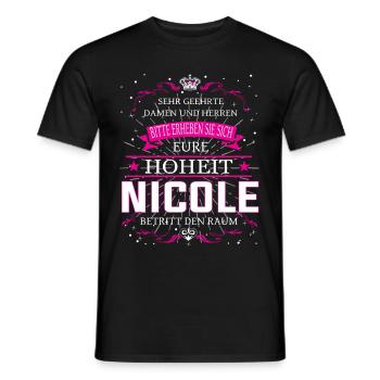 Eure Hoheit Nicole betritt den Raum - Männer T-Shirt - Schwarz - Vorne - AI Model Male 178 light (178cm)