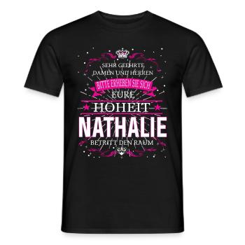 Eure Hoheit Nathalie betritt den Raum - Männer T-Shirt - Schwarz - Vorne - AI Model Male 178 light (178cm)