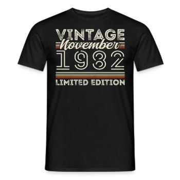 Born November 1982 Birthday November 1982 - Men's T-Shirt - black - Front - AI Model Male 178 light (178cm)