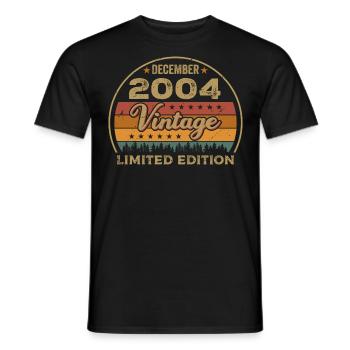 Anniversaire Décembre 2004 Cadeau Décembre 2004 - T-shirt homme - noir - Devant - AI Model Male 178 light (178cm)