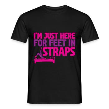 I'm Just Here For Feet In Straps 2 - Männer T-Shirt - Schwarz - Vorne - AI Model Male 178 light (178cm)