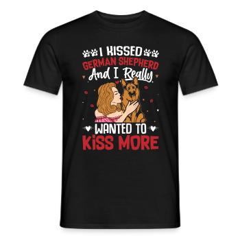 Frau Ist Chef Schäferhund Geschenk - Männer T-Shirt - Schwarz - Vorne - AI Model Male 178 light (178cm)