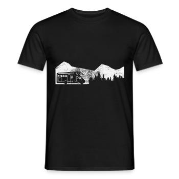 Berg - Bäume - Campingwagen - (2) - Männer T-Shirt - Schwarz - Vorne - AI Model Male 178 light (178cm)