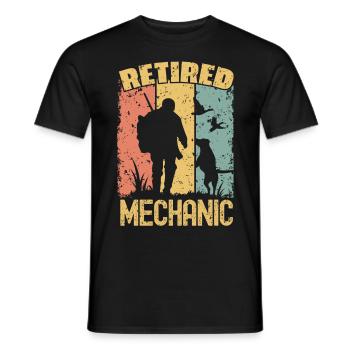 Hunting retired mechanic - Men's T-Shirt - black - Front - AI Model Male 178 light (178cm)
