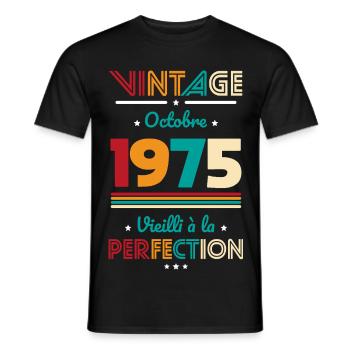 50. Jahrestag – Vintage – Oktober 1975 - Männer T-Shirt - Schwarz - Vorne - AI Model Male 178 light (178cm)