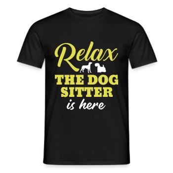 Entspannen Sie sich der Hundesitter ist hier Welpe - Männer T-Shirt - Schwarz - Vorne - AI Model Male 178 light (178cm)