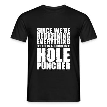 Il s’agit d’un perforateur sans fil 3 - T-shirt homme - noir - Devant - AI Model Male 178 light (178cm)