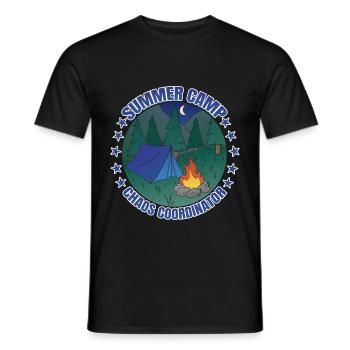 Summer Camp Chaos Coordinator 4 - Männer T-Shirt - Schwarz - Vorne - AI Model Male 178 light (178cm)
