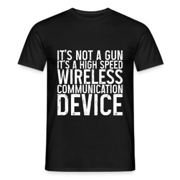 C’est un appareil de communication sans fil haute vitesse 2 - T-shirt homme - noir - Devant - AI Model Male 178 light (178cm)