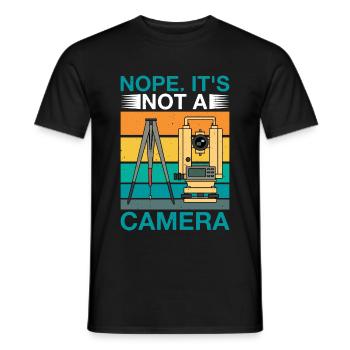 Nope, It's Not A Camera 2 - Männer T-Shirt - Schwarz - Vorne - AI Model Male 178 light (178cm)