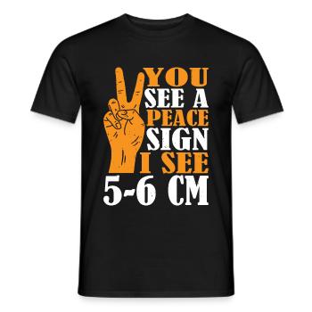 You See A Peace Sign, I See 5-6 Cm 3 - Männer T-Shirt - Schwarz - Vorne - AI Model Male 178 light (178cm)