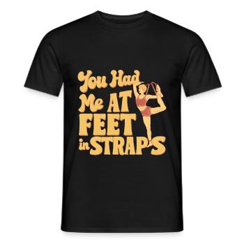 You Had Me At Feet In Straps 59 - Männer T-Shirt - Schwarz - Vorne - AI Model Male 178 light (178cm)