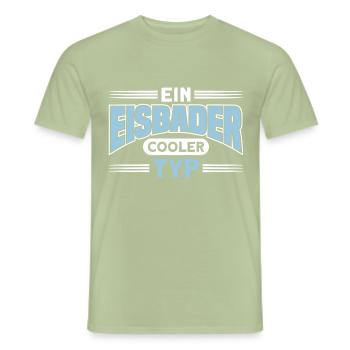 Ein Eisbader Cooler Typ - Männer T-Shirt - Sage - Vorne - AI Model Male 178 light (178cm)