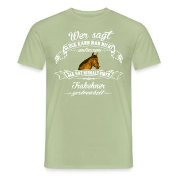 Trakehner Glück - Männer T-Shirt - Sage - Vorne - AI Model Male 178 light (178cm)