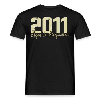 Original 2011 Retro 2011 Geburtstagsgeschenk 2011 - Männer T-Shirt - Schwarz - Vorne - AI Model Male 178 light (178cm)