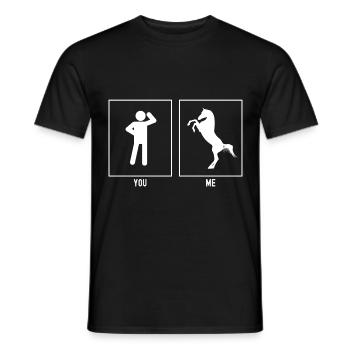 Vous - Moi - Cheval Vecteur debout - T-shirt homme - noir - Devant - AI Model Male 178 light (178cm)