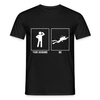 Ihr Ehemann - Ich - Schwimmen Tauchen - Männer T-Shirt - Schwarz - Vorne - AI Model Male 178 light (178cm)