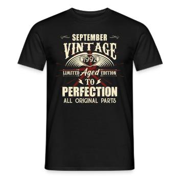 Retro Legenden Geburtstag Geschenk September 1992 - Männer T-Shirt - Schwarz - Vorne - AI Model Male 178 light (178cm)