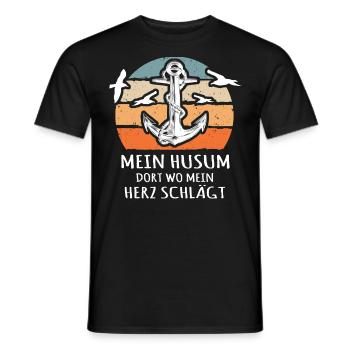 Husum Souvenir Husumer - Männer T-Shirt - Schwarz - Vorne - AI Model Male 178 light (178cm)
