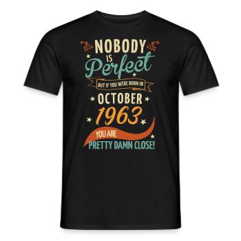 Personne n’est parfait né en octobre 1963 - T-shirt homme - noir - Devant - AI Model Male 178 light (178cm)