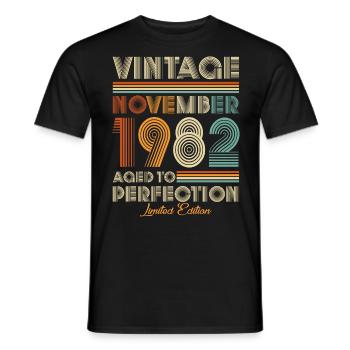 Vintage Aged To Perfection November 1982 - Männer T-Shirt - Schwarz - Vorne - AI Model Male 178 light (178cm)