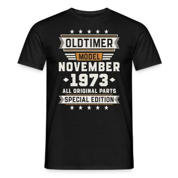 Oldtimer November 1973 Geburtstag Geschenk - Männer T-Shirt - Schwarz - Vorne - AI Model Male 178 light (178cm)