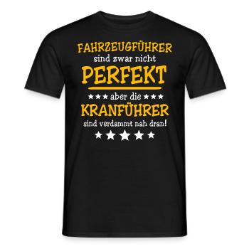 Kranfahrer Perfekt Kranführer - Männer T-Shirt - Schwarz - Vorne - AI Model Male 178 light (178cm)
