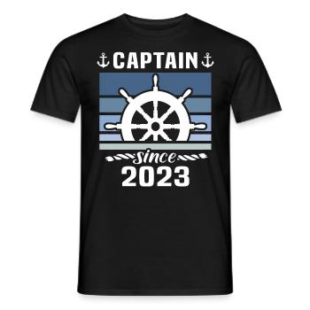 Capitaine 2023 bateau titulaire d’un permis bateau - T-shirt homme - noir - Devant - AI Model Male 178 light (178cm)