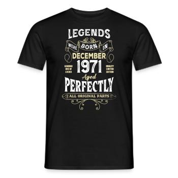 Legends Were Born In December 1971 Birthday - Männer T-Shirt - Schwarz - Vorne - AI Model Male 178 light (178cm)