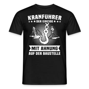 Kranfahrer Kranführer Kran Fahren - Männer T-Shirt - Schwarz - Vorne - AI Model Male 178 light (178cm)