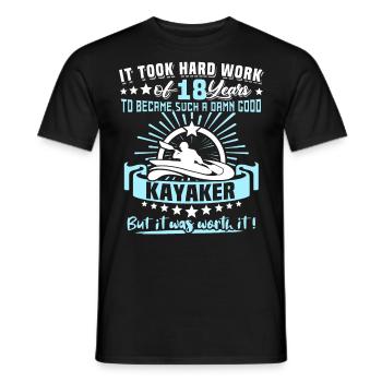 Kajaking 18. Geburtstag Kajak 18 Jahre Kajaker - Männer T-Shirt - Schwarz - Vorne - AI Model Male 178 light (178cm)