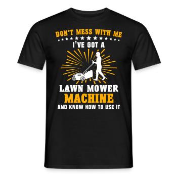 Tondeuse à gazon dit tondre la pelouse - T-shirt homme - noir - Devant - AI Model Male 178 light (178cm)