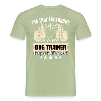 Dresseur de chiens légendaire - T-shirt homme - vert sauge - Devant - AI Model Male 178 light (178cm)