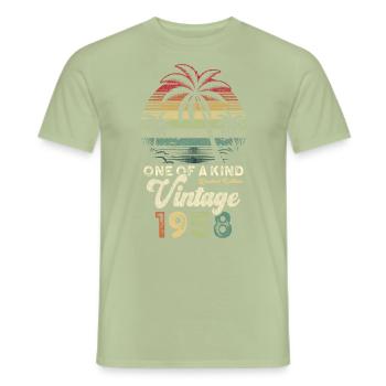 Millésime 1958 Anniversaire Palmiers - T-shirt homme - vert sauge - Devant - AI Model Male 178 light (178cm)