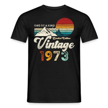 Millésime 1973 Anniversaire Montagnes - T-shirt homme - noir - Devant - AI Model Male 178 light (178cm)