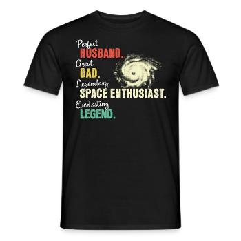 wWeltraum Enthusiast Papa - Männer T-Shirt - Schwarz - Vorne - AI Model Male 178 light (178cm)