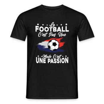 le football Est Une Passion joueur de foot - T-shirt homme - noir - Devant - AI Model Male 178 light (178cm)