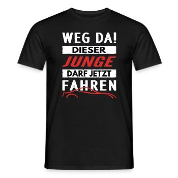 Führerschein Fahrprüfung bestanden Fahranfänger - Männer T-Shirt - Schwarz - Vorne - AI Model Male 178 light (178cm)