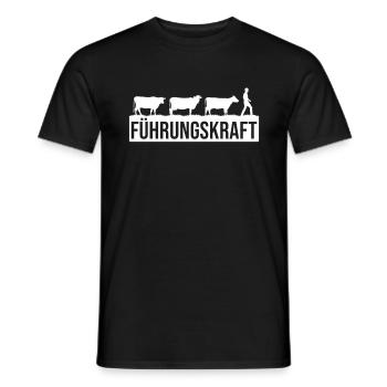 Kühe Spruch Landwirte Bauern als Führungskraft - Männer T-Shirt - Schwarz - Vorne - AI Model Male 178 light (178cm)