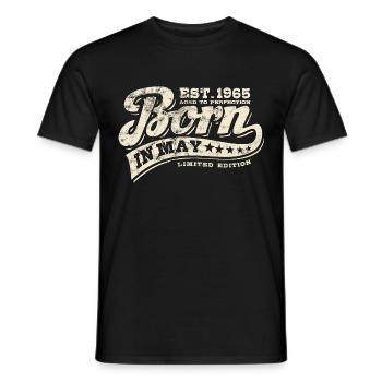 Born in May 1965 - Geburtstag - Geschenk - Männer T-Shirt - Schwarz - Vorne - AI Model Male 178 light (178cm)