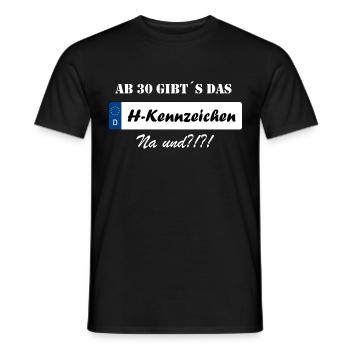 Ab 30 gibts das H Kennzeichen - Männer T-Shirt - Schwarz - Vorne - AI Model Male 178 light (178cm)