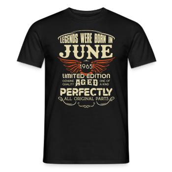 Legends Were Born In June 1965 Birthday - Männer T-Shirt - Schwarz - Vorne - AI Model Male 178 light (178cm)