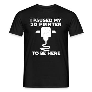 Amateur d’imprimante 3D qui imprime un nerdy de filament - T-shirt homme - noir - Devant - AI Model Male 178 light (178cm)