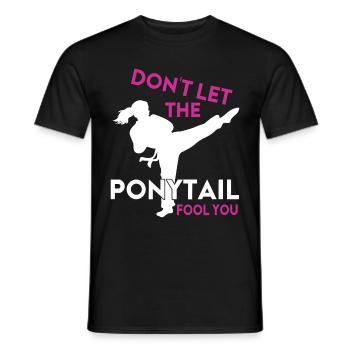 Karate Girl Martial Arts Women Karate Kick - Männer T-Shirt - Schwarz - Vorne - AI Model Male 178 light (178cm)