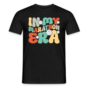 26. 2 Marathonläufer Lustiger Marathon Zitat - Männer T-Shirt - Schwarz - Vorne - AI Model Male 178 light (178cm)