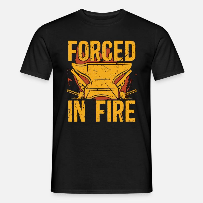 Forging Forced In Fire Farrier Anvils Blacksmiths - Männer T-Shirt - Schwarz