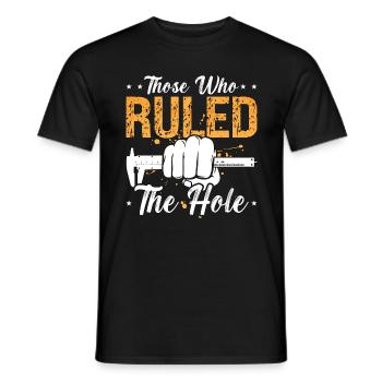 Machiniste Ceux qui ont régné sur l’opérateur de tour de trou - T-shirt homme - noir - Devant - AI Model Male 178 light (178cm)
