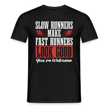 Half Marathon Slow Runners Make Fast Runners Race - Männer T-Shirt - Schwarz - Vorne - AI Model Male 178 light (178cm)