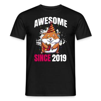 Génial depuis 2019 - 4ème anniversaire de hamster - T-shirt homme - noir - Devant - AI Model Male 178 light (178cm)